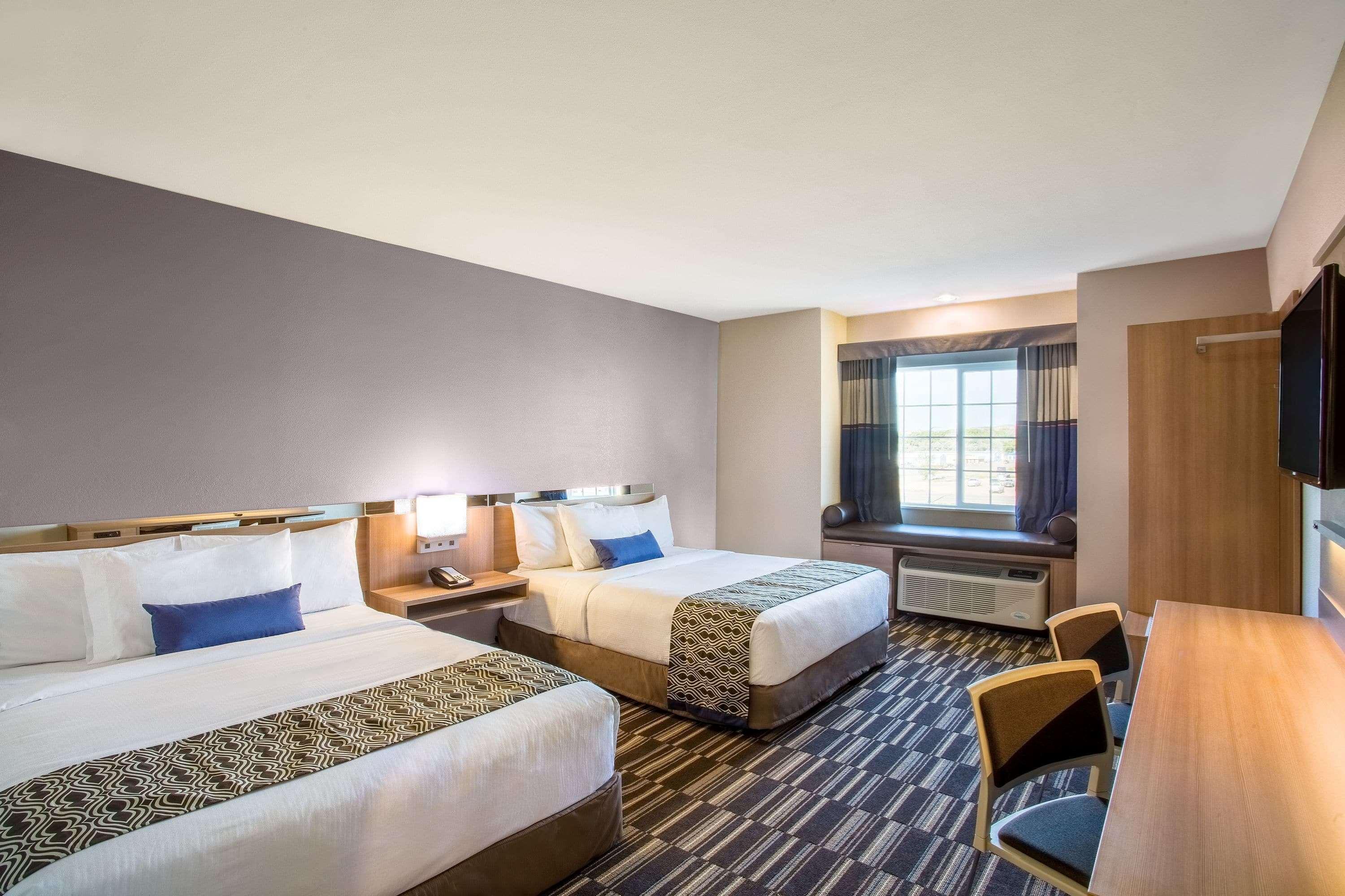 Microtel Inn & Suites By Wyndham Vernal/Naples Extérieur photo